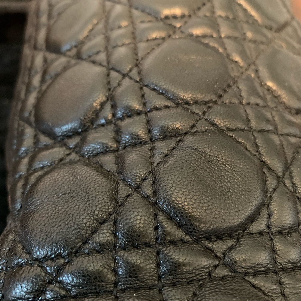 Boot - Picture 2 of 11